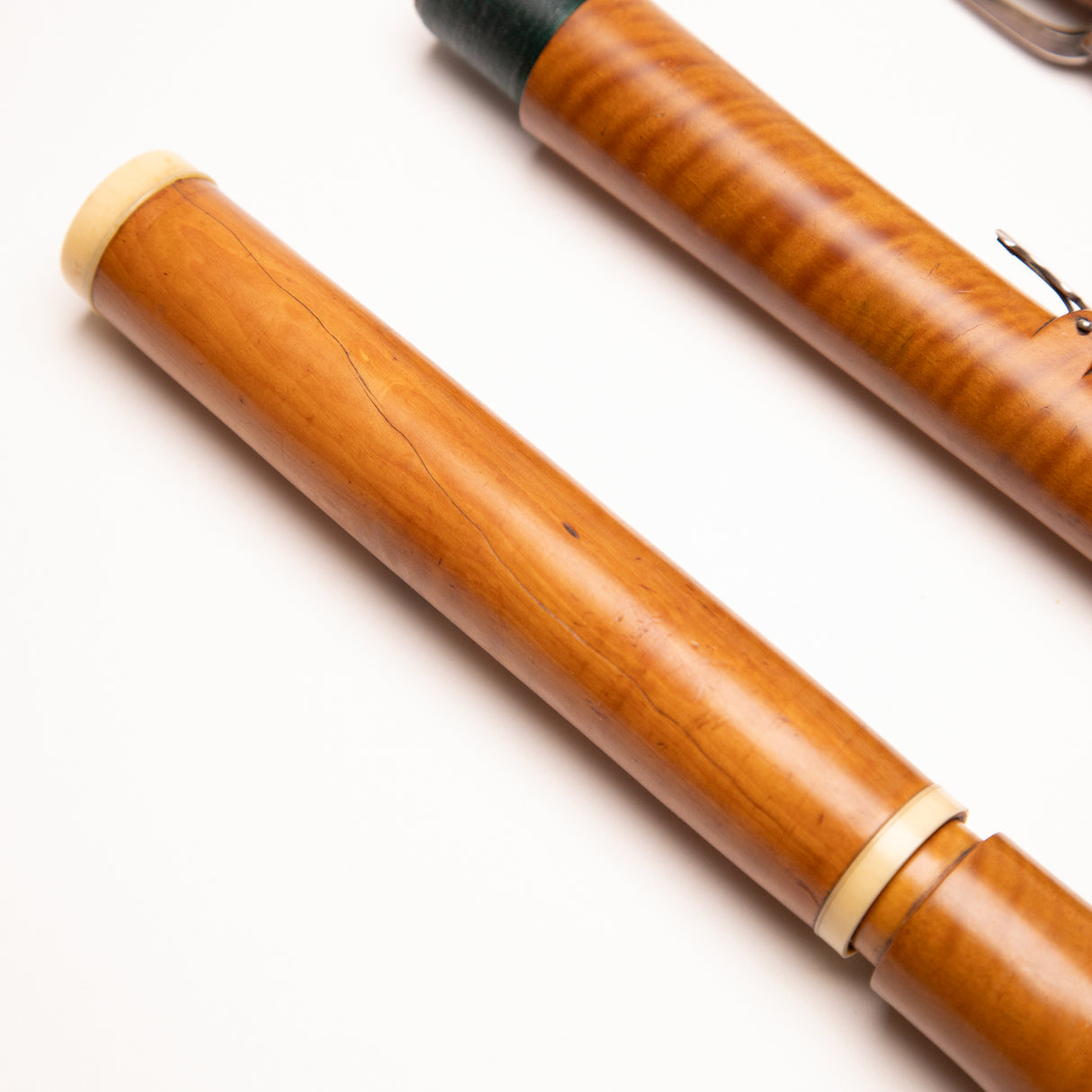 Potter Boxwood & Ivory 8 key