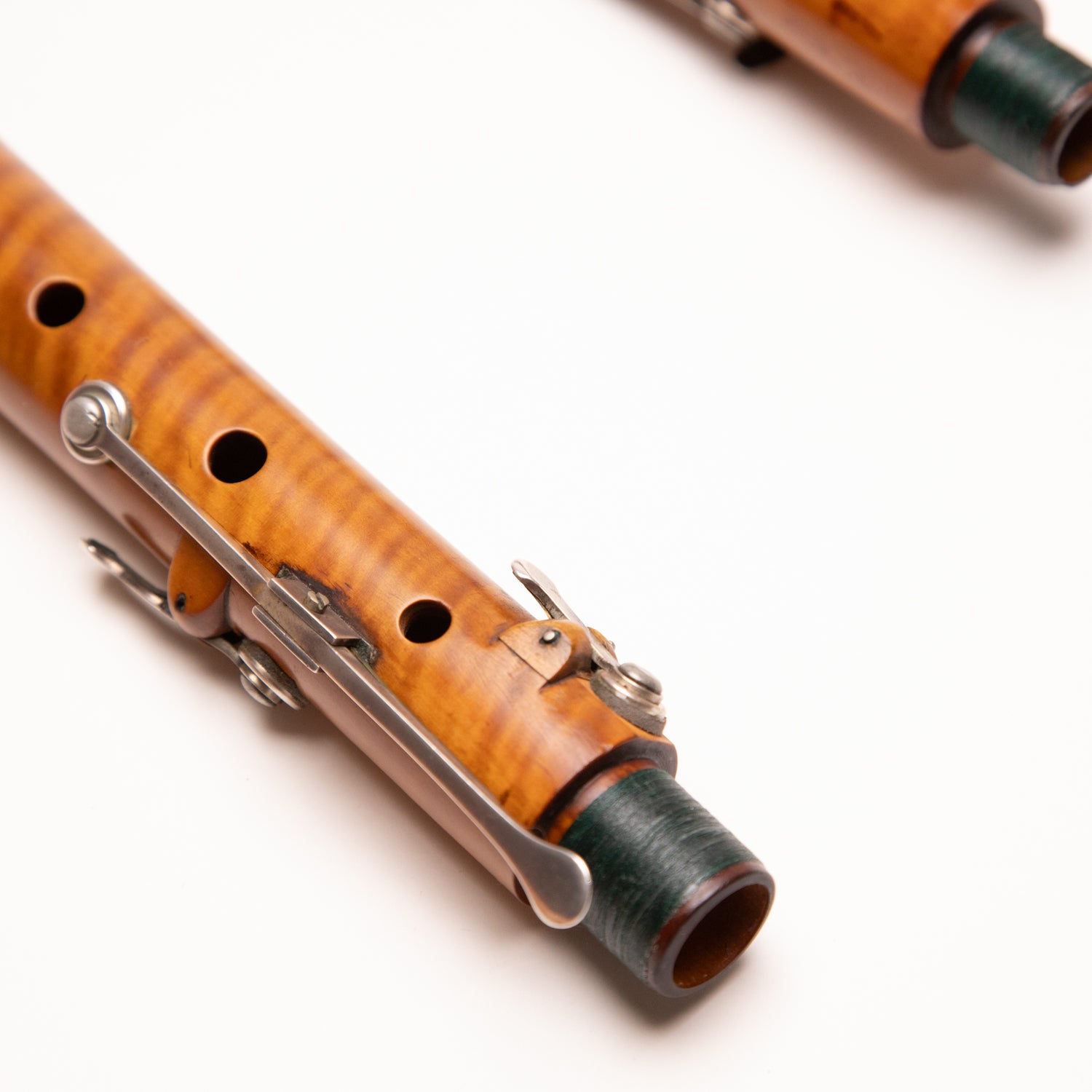 Potter Boxwood & Ivory 8 key