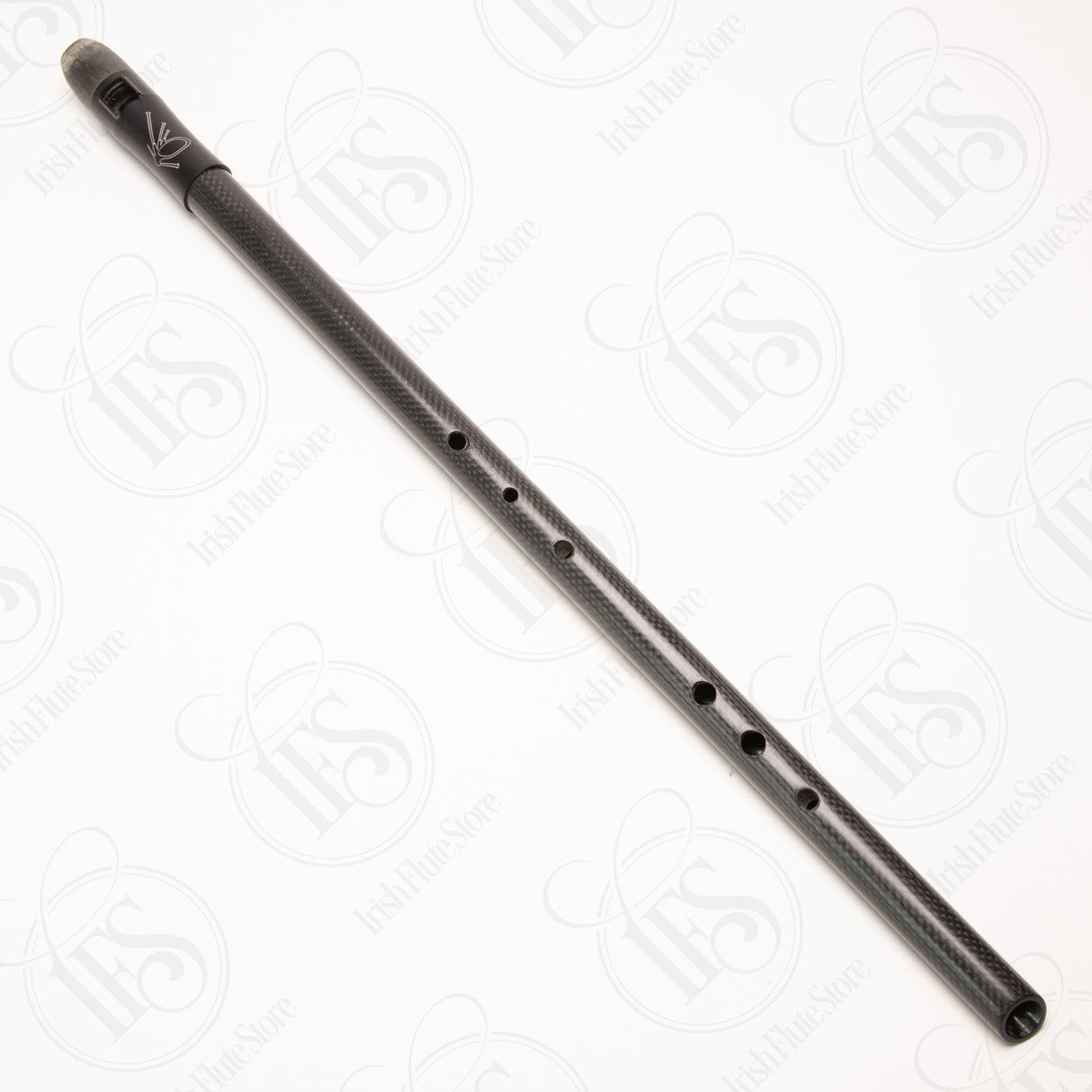 Carbony Close Hole Low D with C-Nat Thumbhole