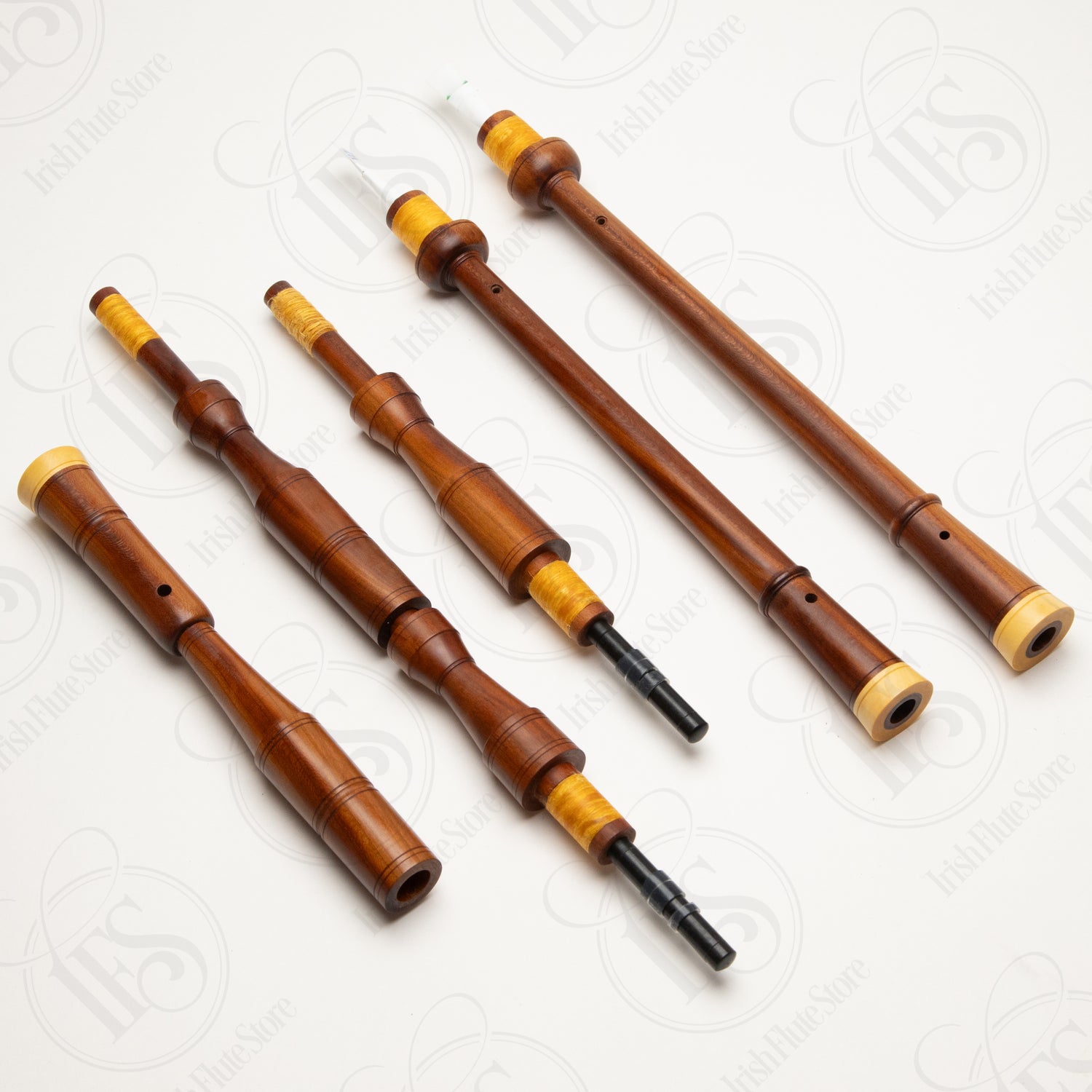 Hümmelchen Bagpipes by Toru Sonada