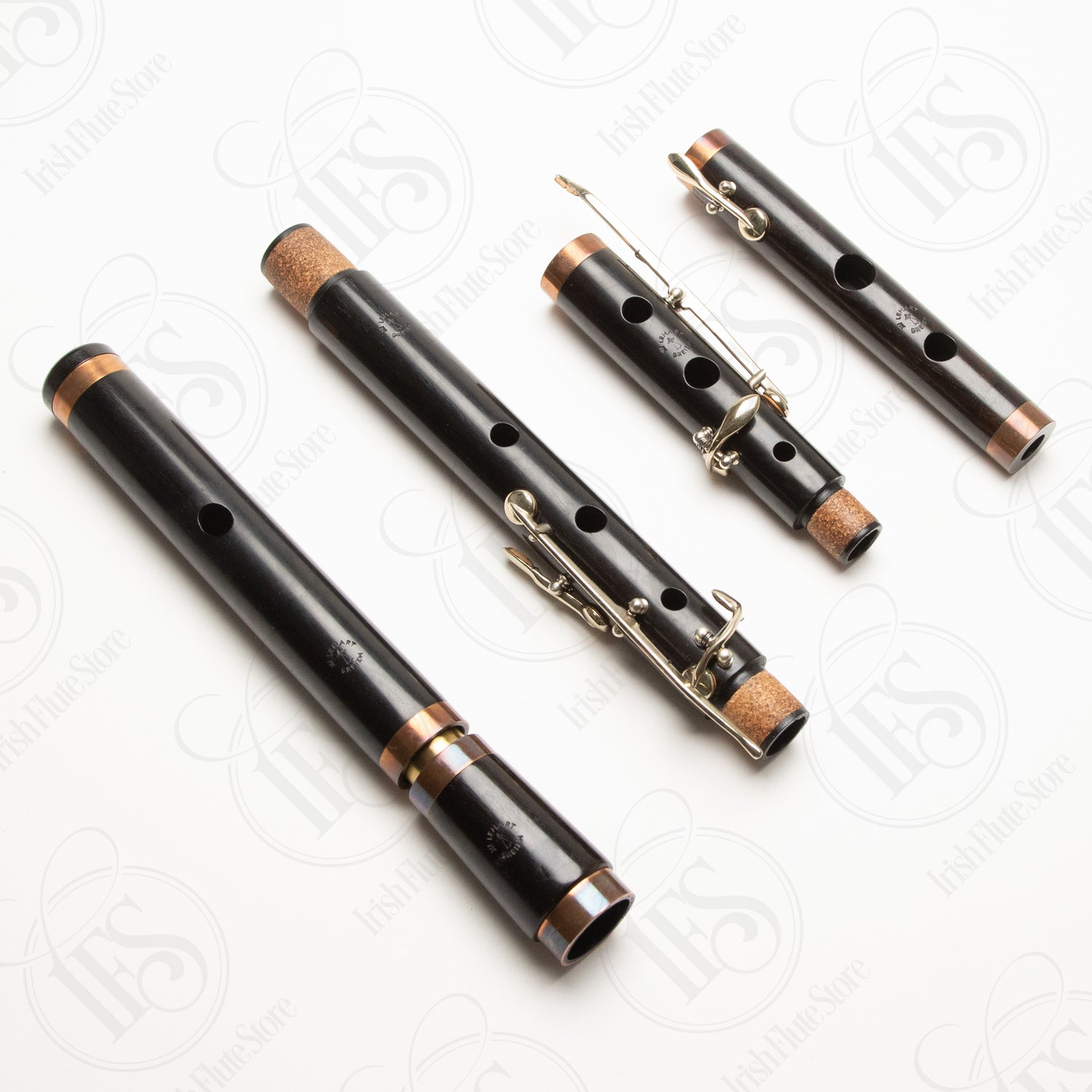 Gilles Lehart Blackwood 6-key, Low C