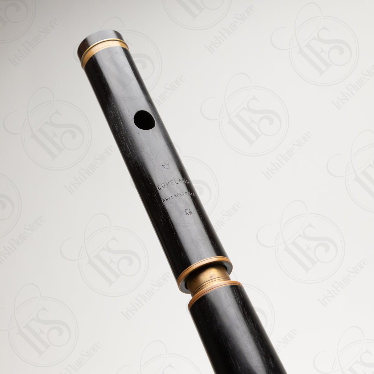 Michael Copeland Blackwood & Brass Keyless, D