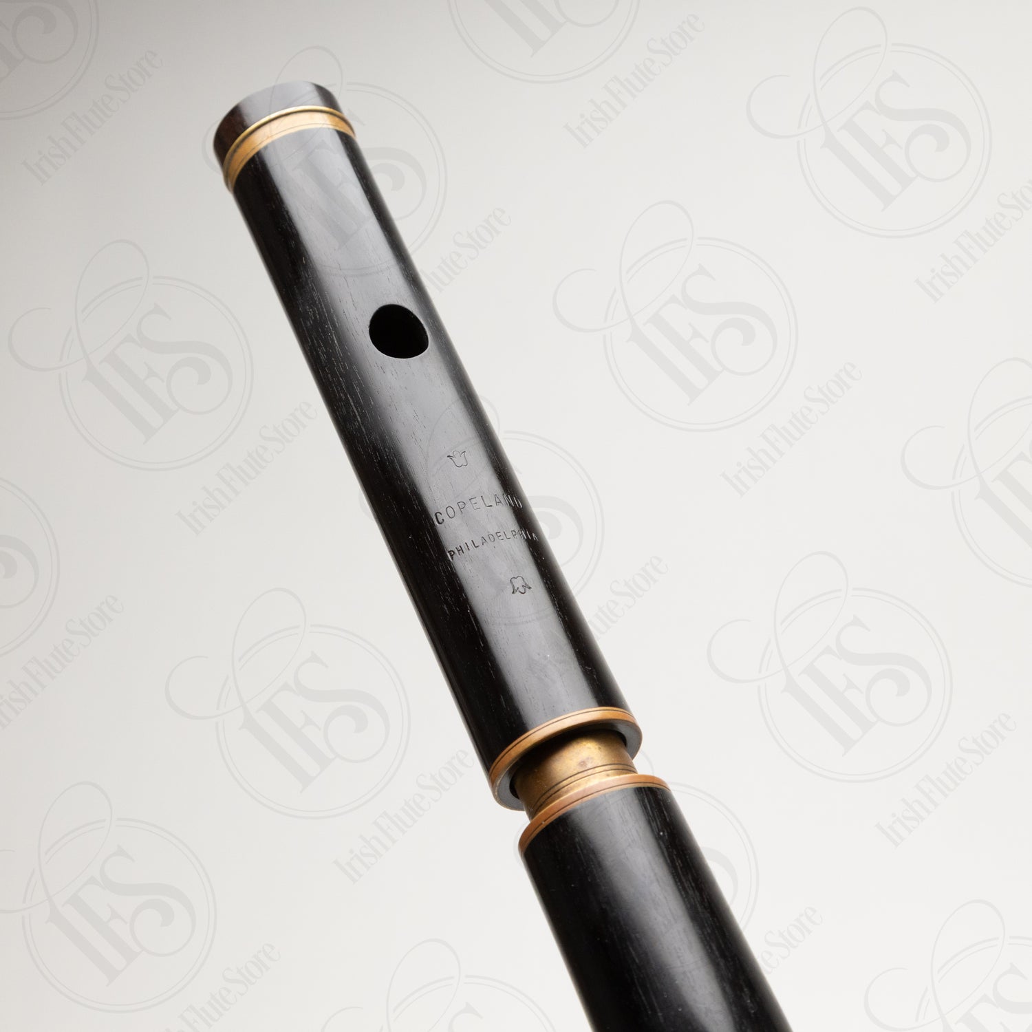 Michael Copeland Blackwood & Brass Keyless, D