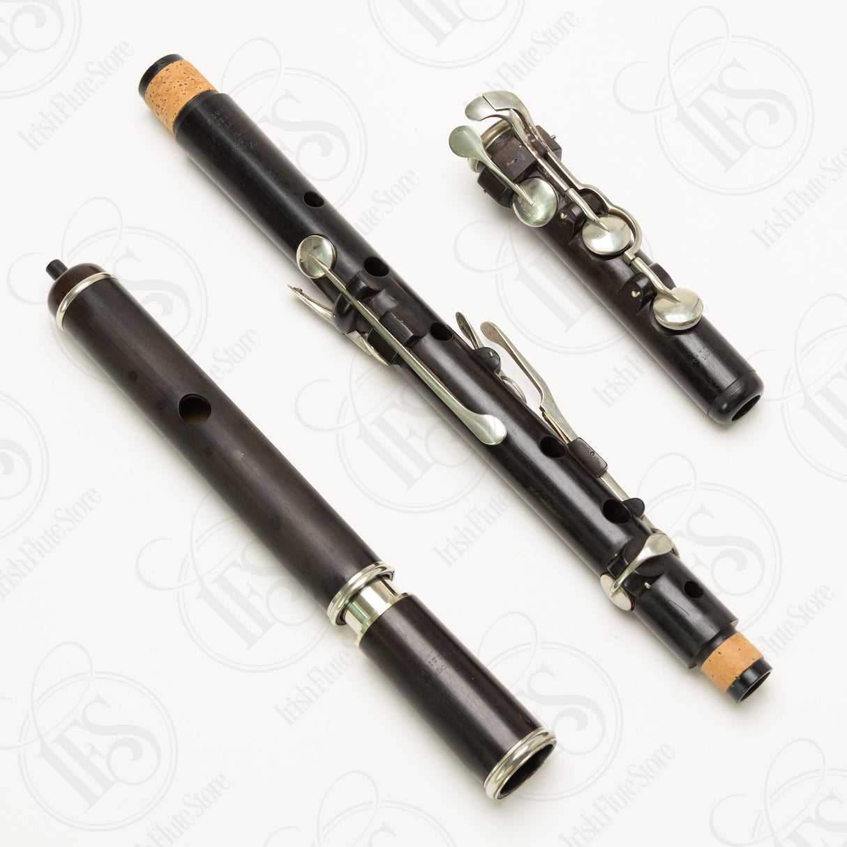 R. Cubitt & Co Cocus 8-Key, D