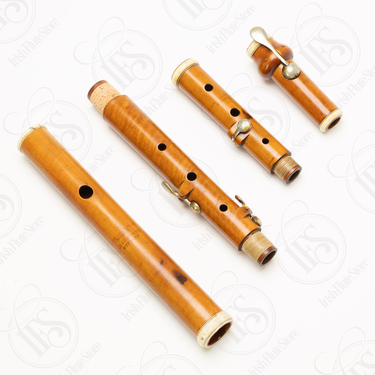 Firth Hall & Pond Boxwood 4-Key, D