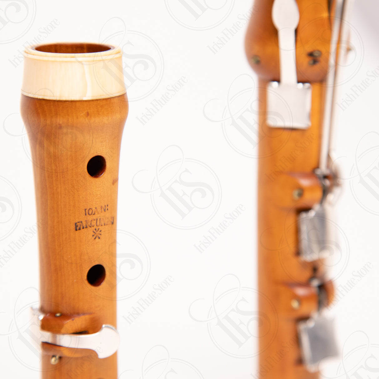 Joani Farcuneri Boxwood & Ivory 6-Key, D