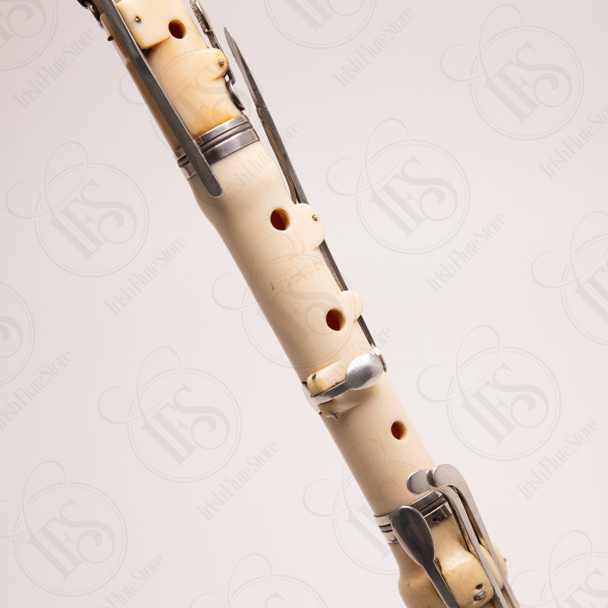 Andrew Kauffmann Ivory & Silver 8-Key, D