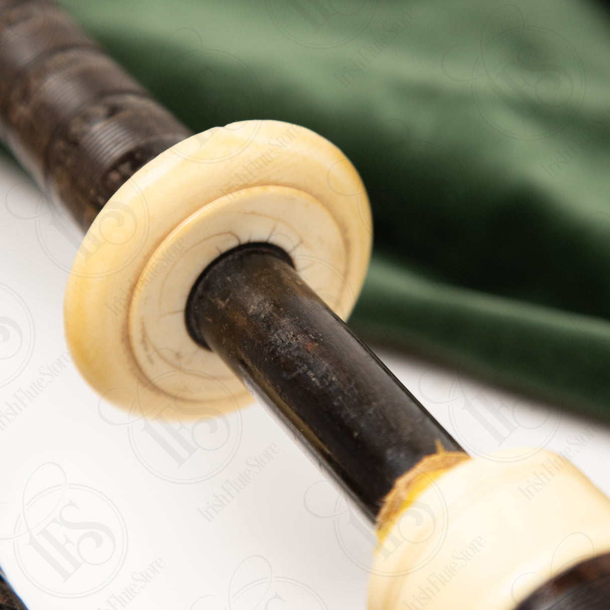 Hardie GHB Bagpipes with Grainger Practice Chanter