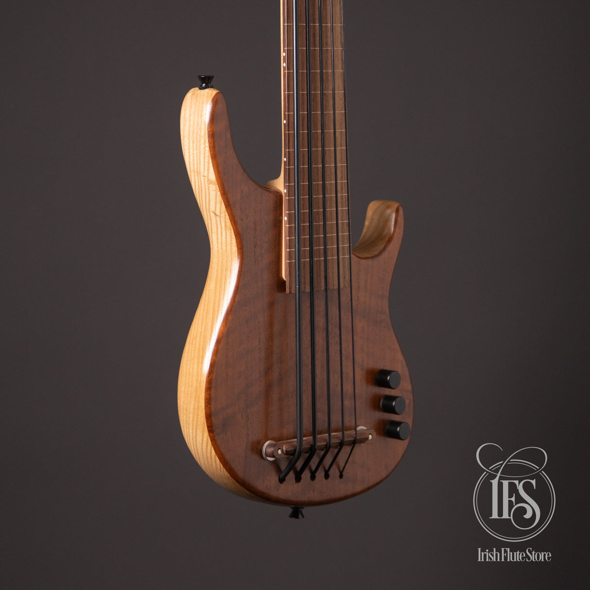 Kala California U-Bass 5-String, Swamp Ash & Myrtle
