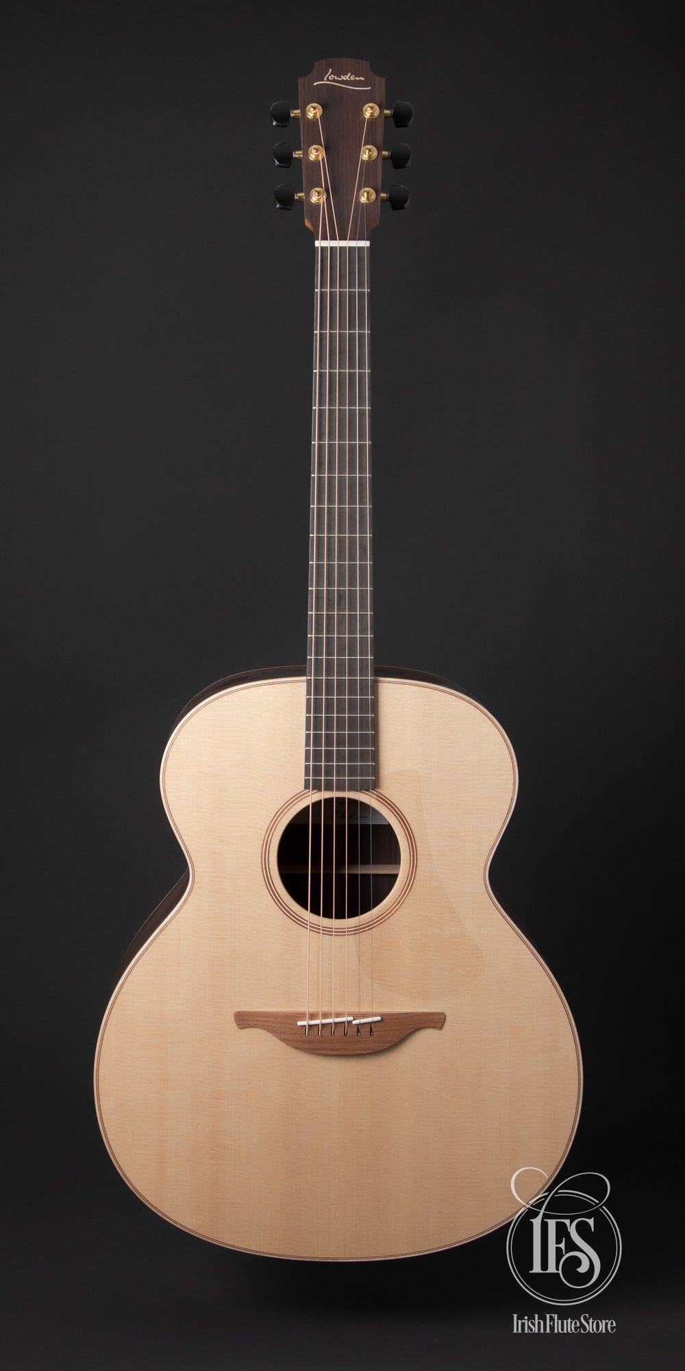 Lowden Guitars 032 Indian Rosewood & Sitka Spruce Front Full View