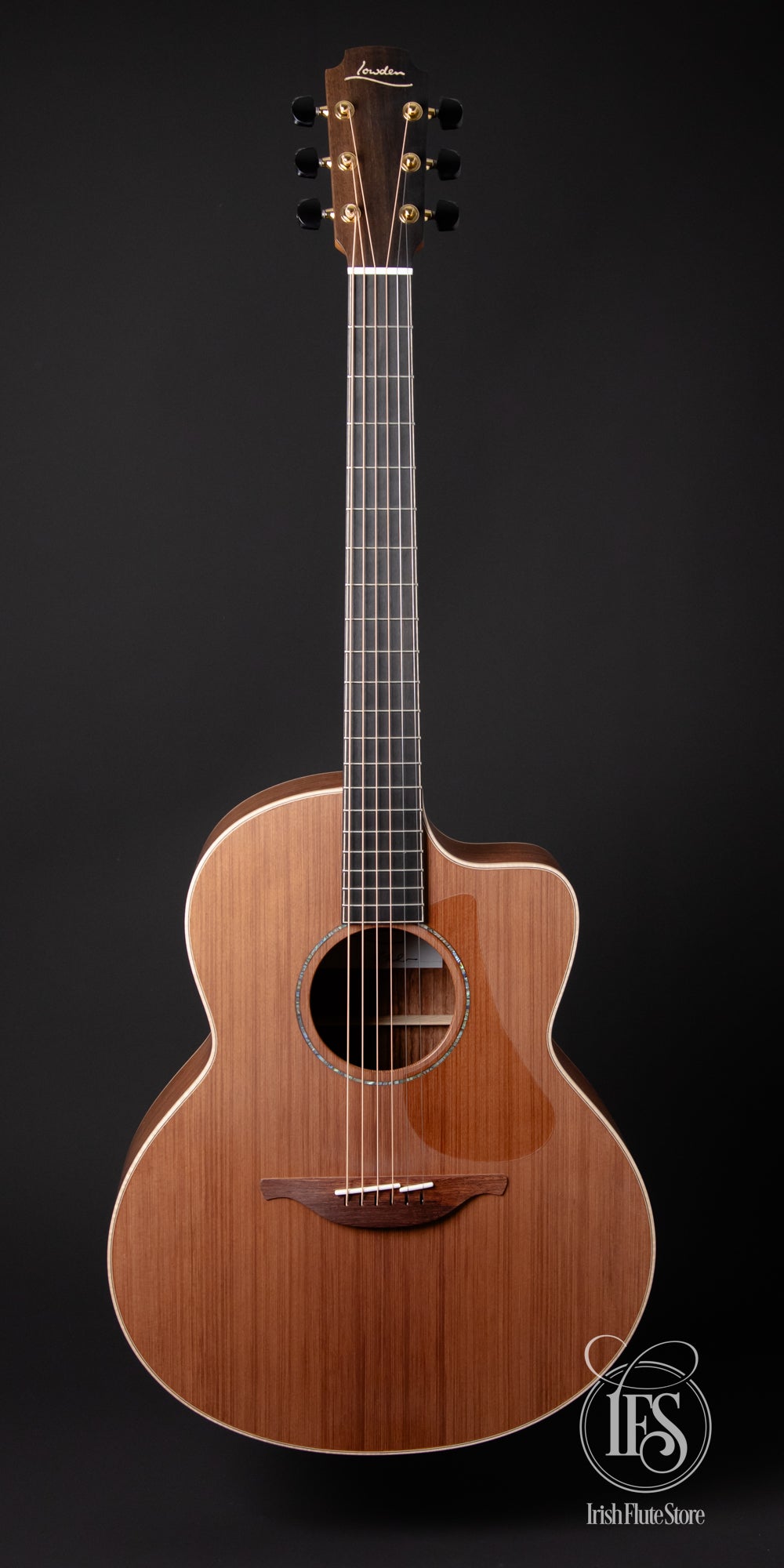 Lowden Guitars F35c Guatemalan Rosewood & Sinker Redwood Front Full