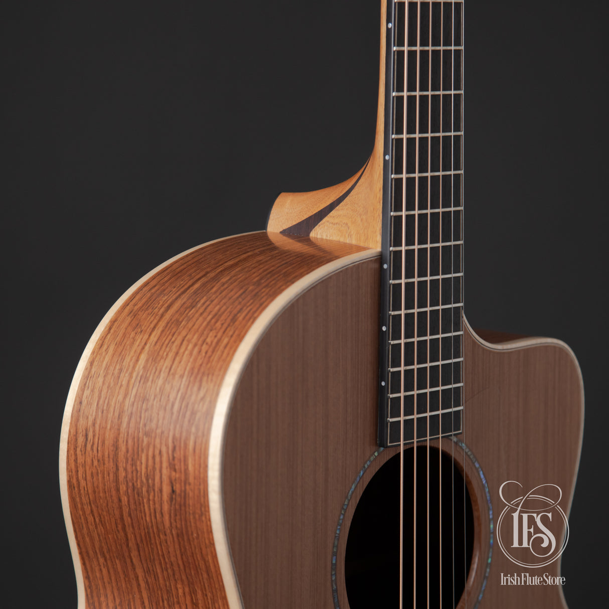 Lowden Guitars F35c Guatemalan Rosewood & Sinker Redwood Left 3/4 Neck Joint