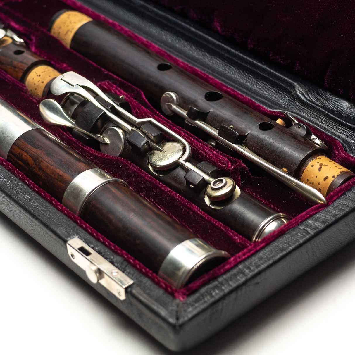 8-Key Olwell Restored Firth & Pond Flute in Cocus
