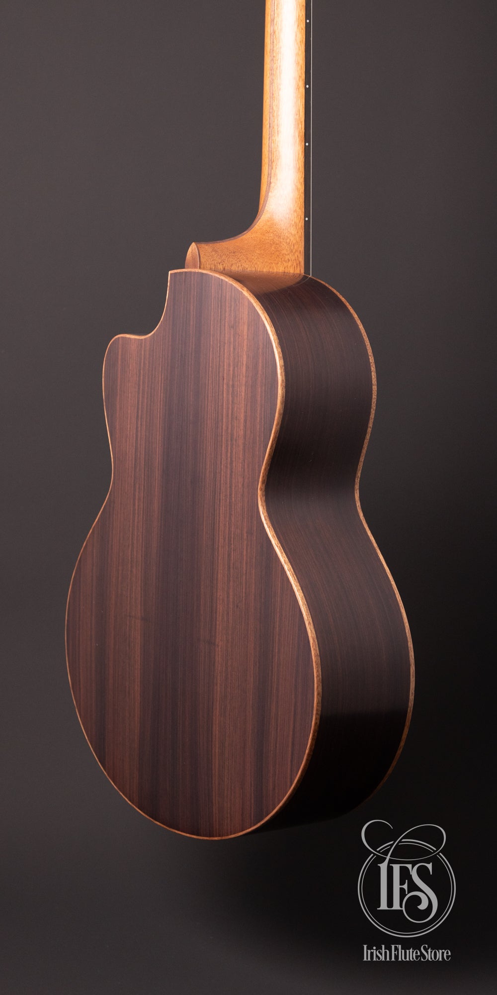 Lowden S-25J viewed from the treble side