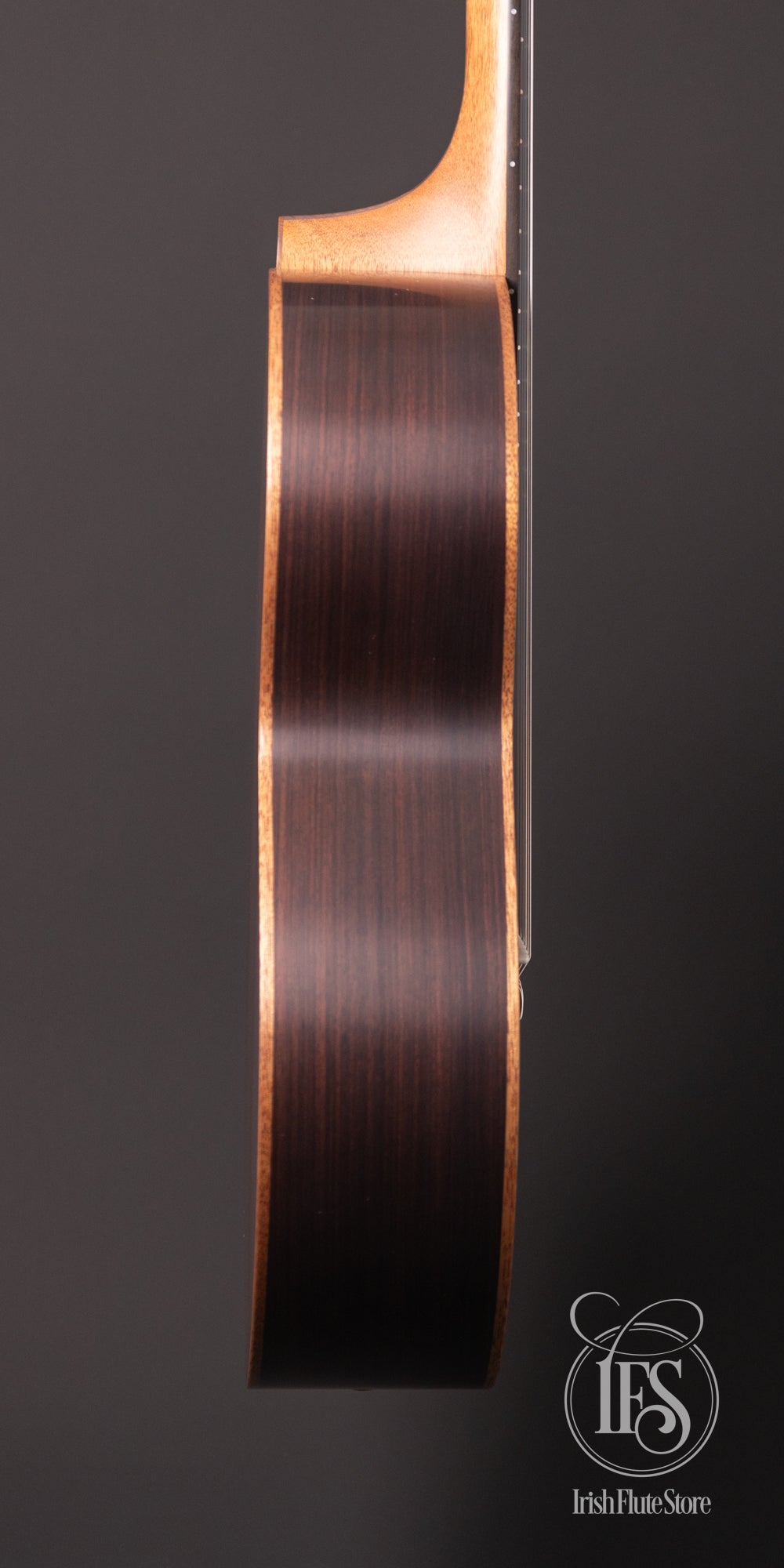 Body depth of the Lowden S-25J in East Indian rosewood