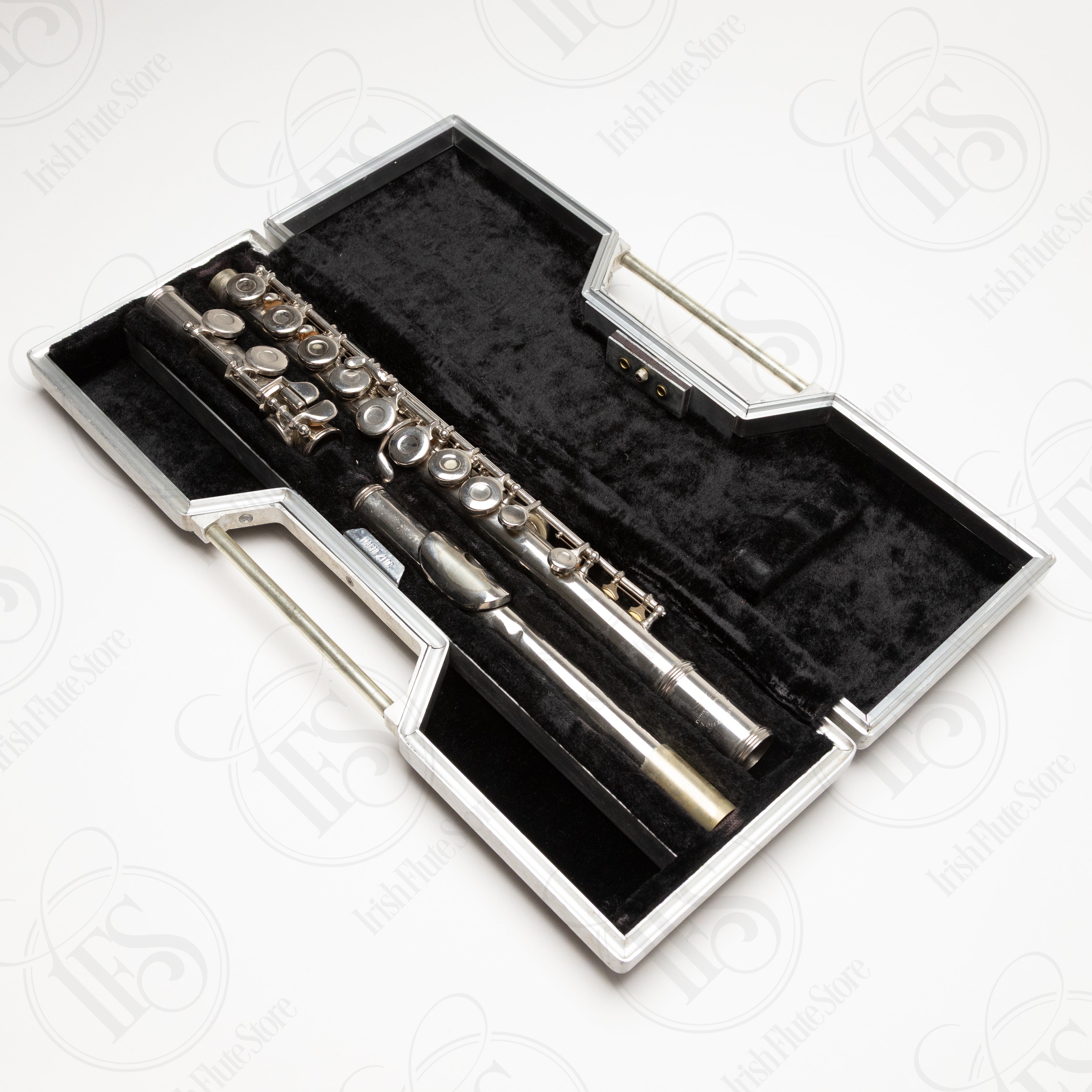 Armstrong Model 104 – Irish Flute Store