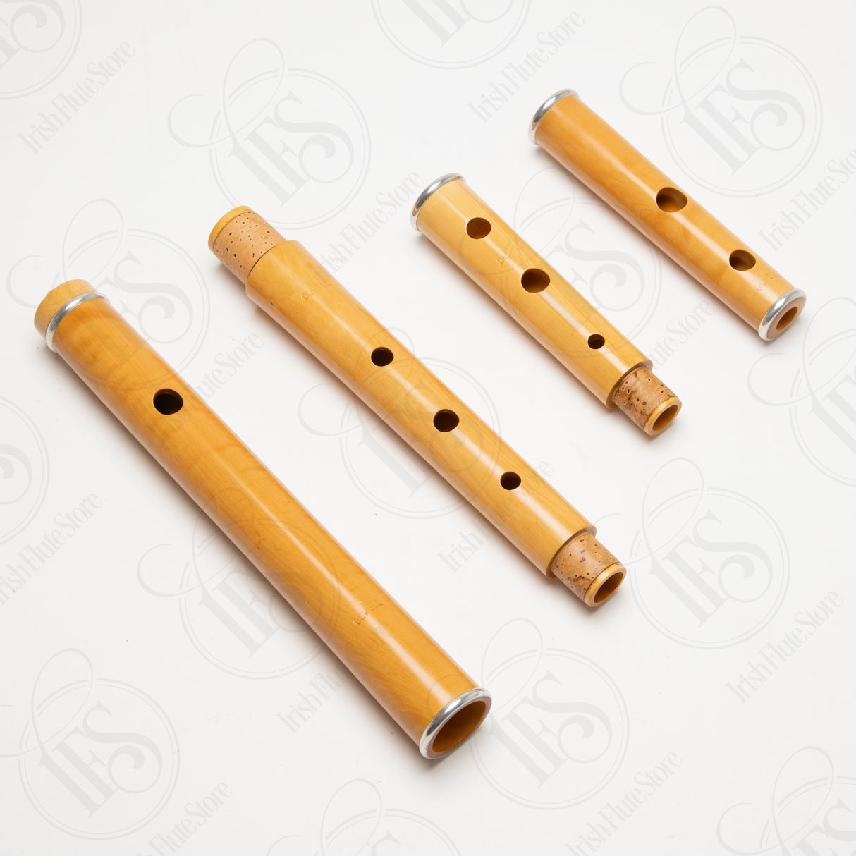 Olwell Boxwood & Silver Pratten Keyless, D