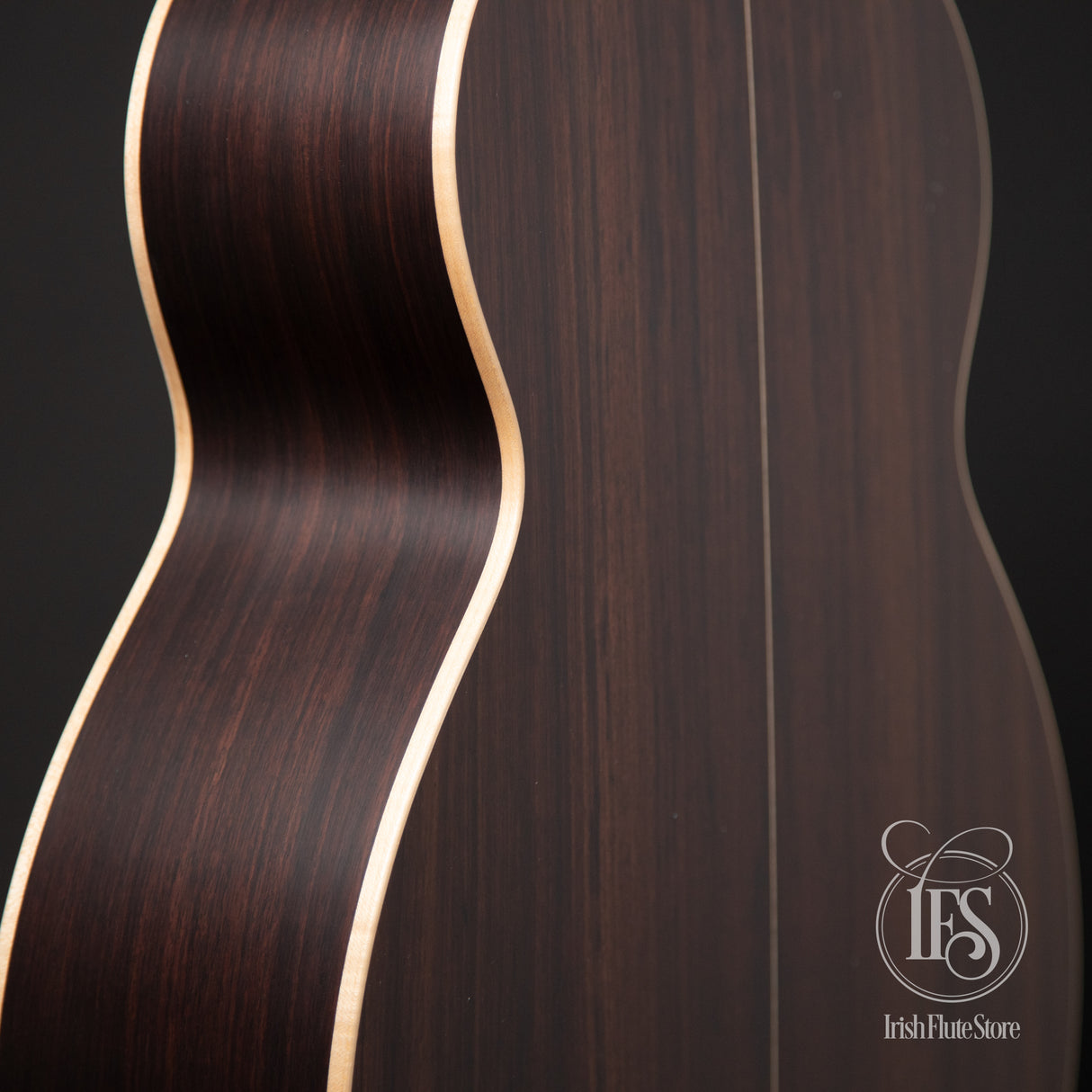 Lowden Guitars O-35 Indian Rosewood & Red Cedar