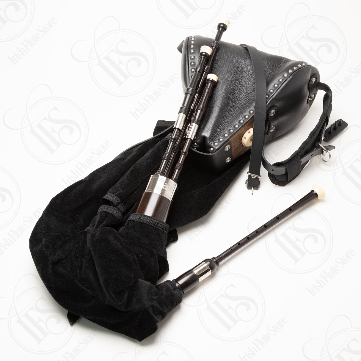 McCallum Bellows-Blown Smallpipes, Key of D