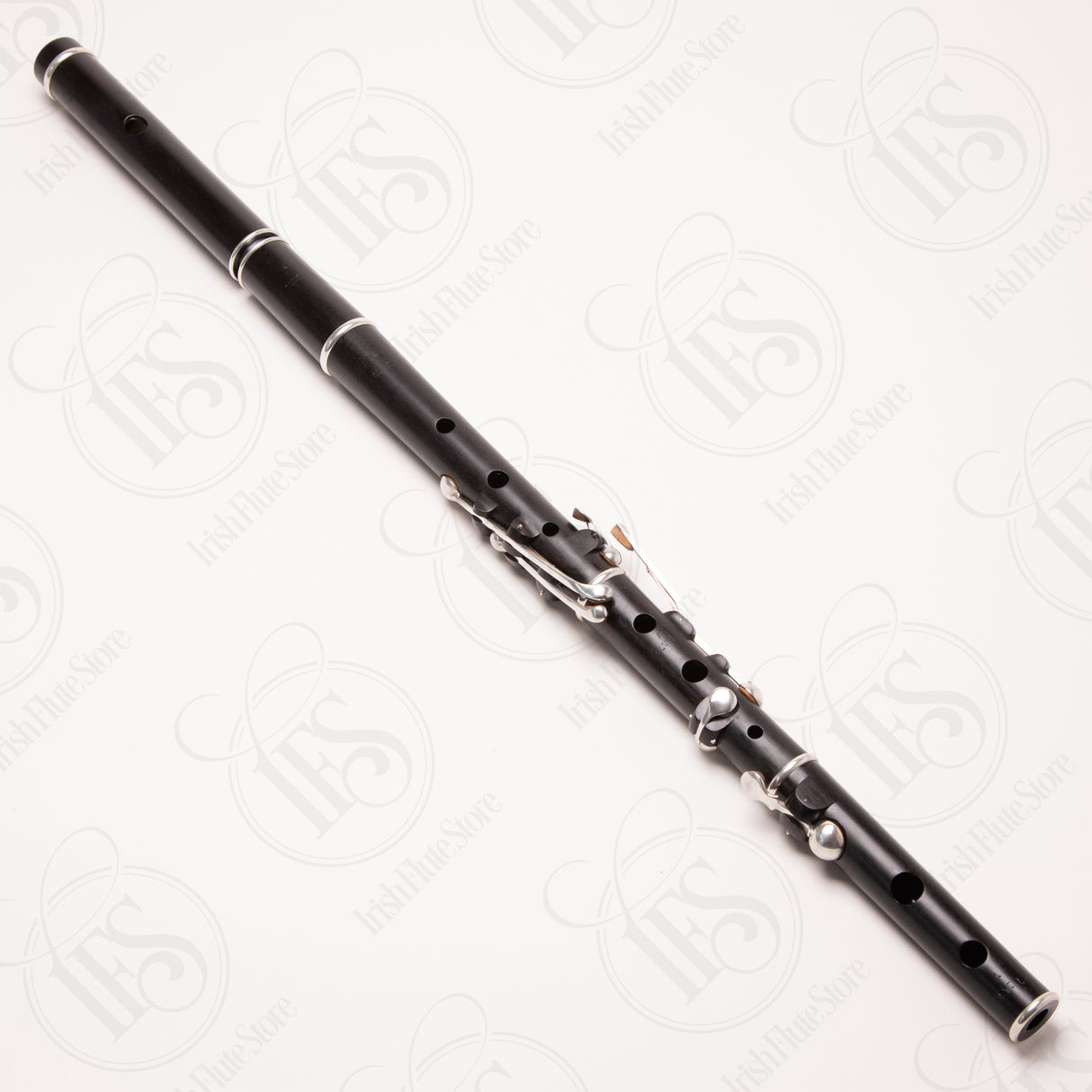 Olwell Blackwood & Silver Nicholson 6-key, D