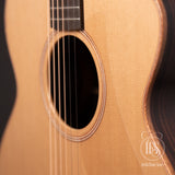 Lowden Guitars O-25c East Indian Rosewood & Red Cedar