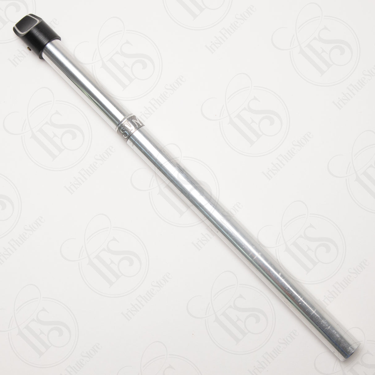 Syn Whistle, D