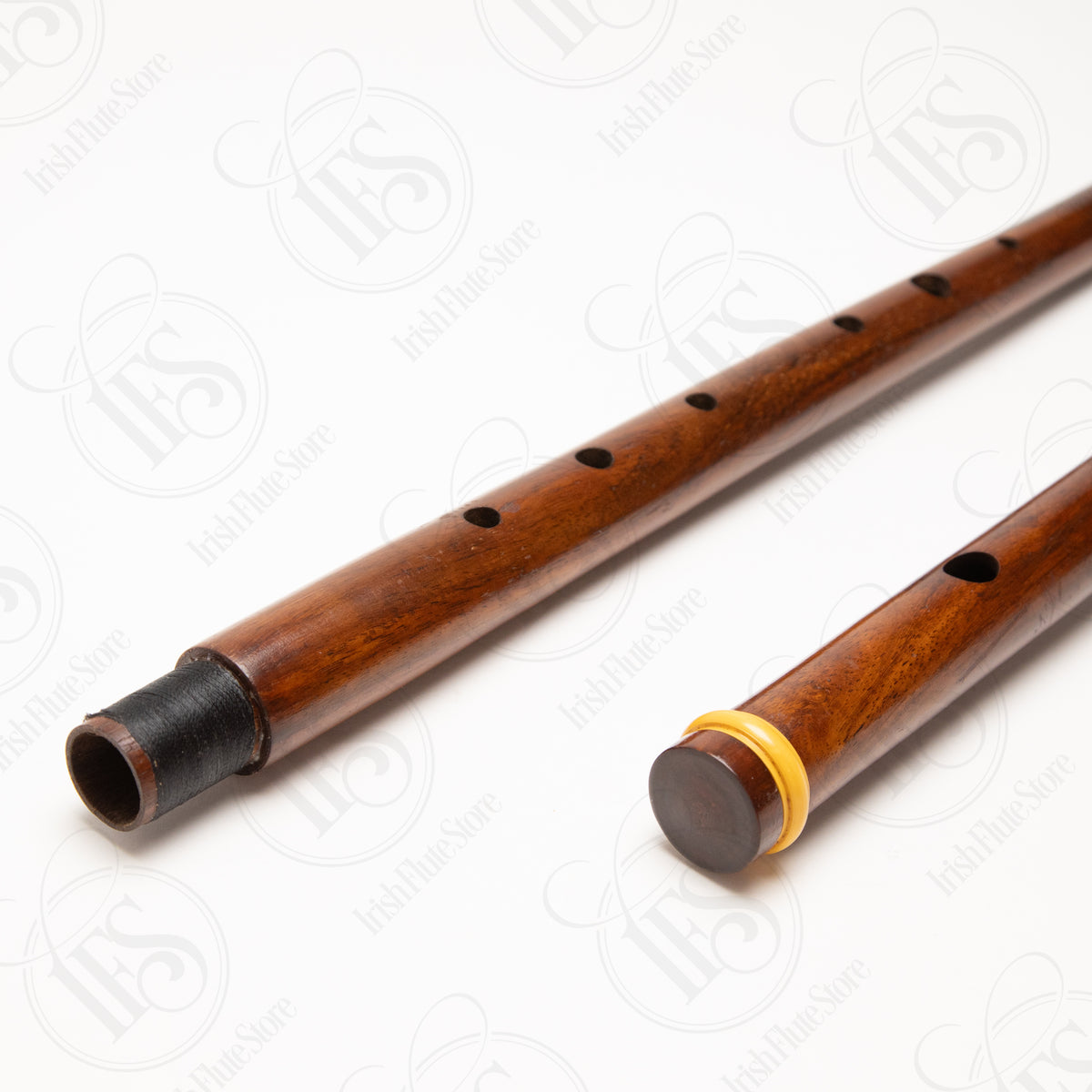 No-Name (Possibly Early Sweetheart) Flute, D