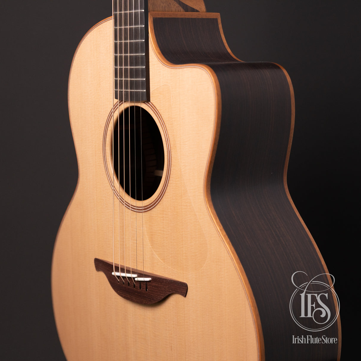 Lowden Guitars F-25c East Indian Rosewood & Red Cedar