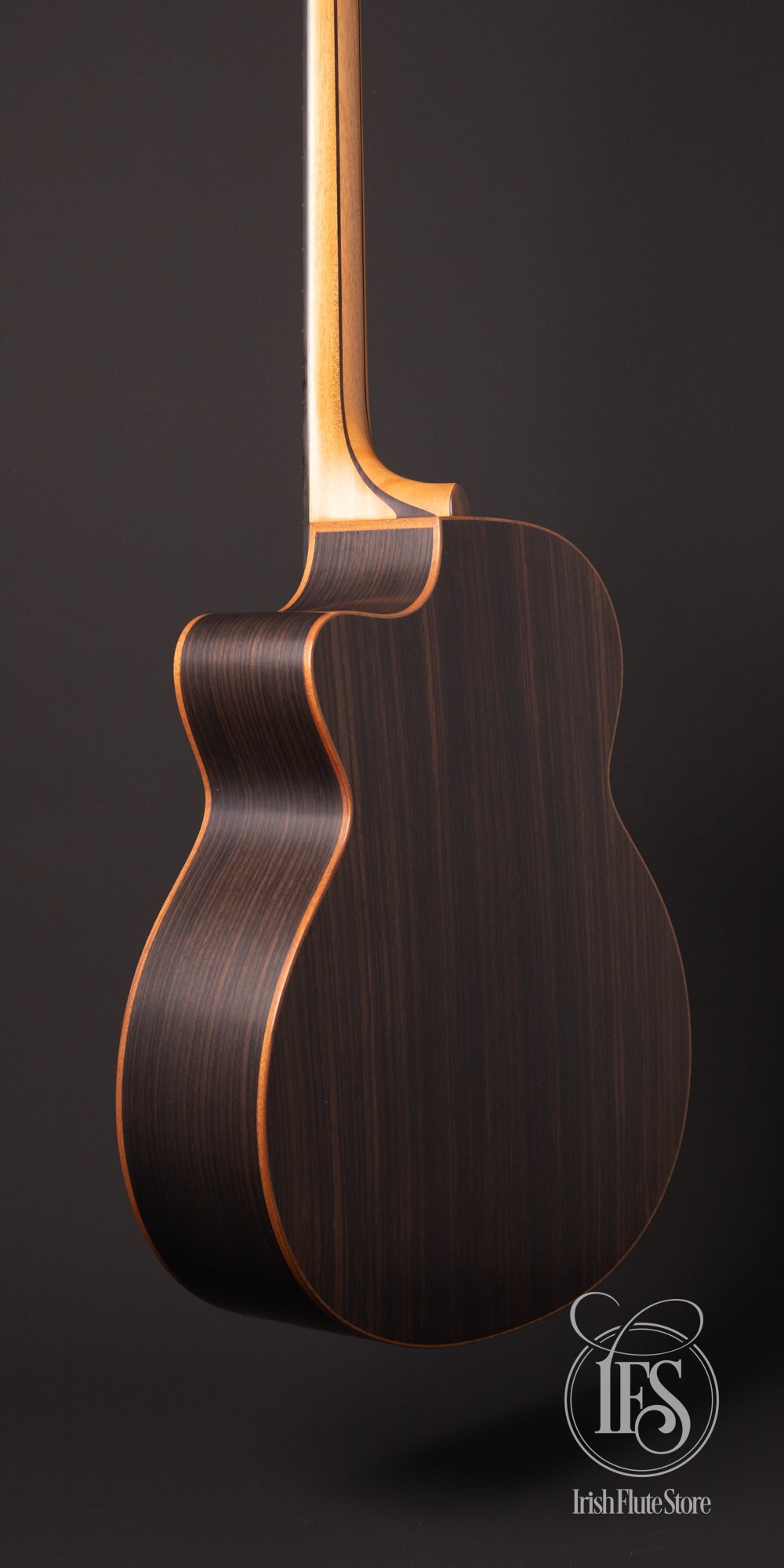 Lowden Guitars O-25c East Indian Rosewood & Red Cedar