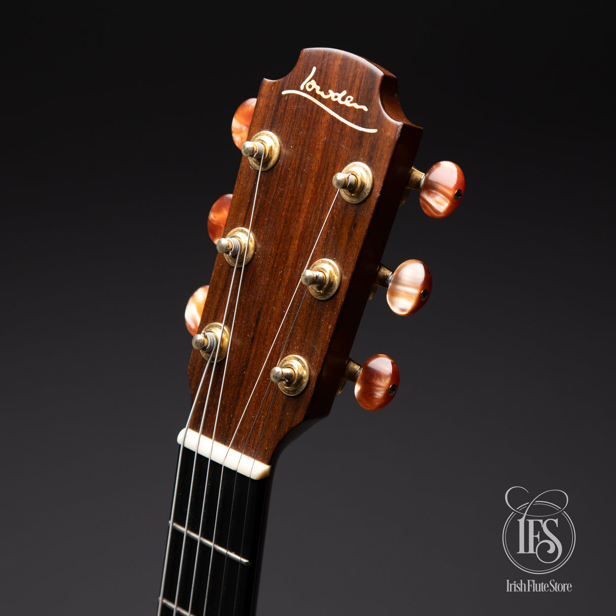 Lowden Guitars Cedar & Indian Rosewood O25c Headstock