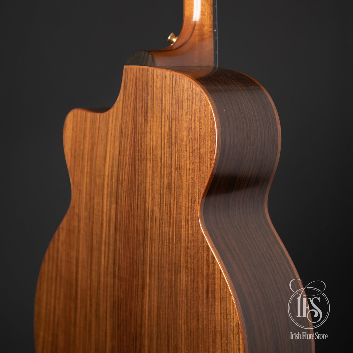 Lowden Guitars Cedar & Indian Rosewood O25c Left Rear 3/4 Closeup