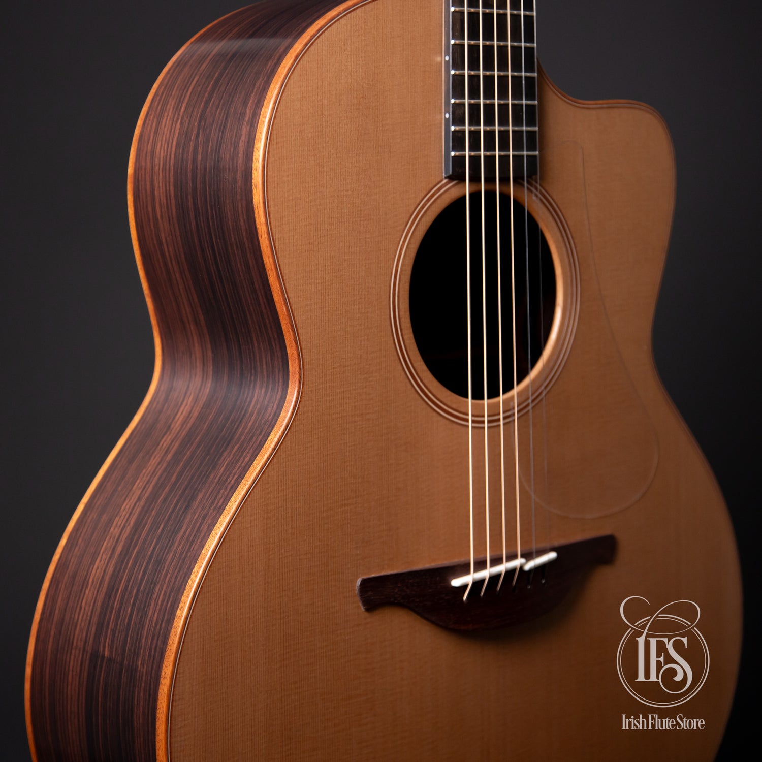 Lowden Guitars F25c Indian Rosewood & Red Cedar Left 3/4 Bout