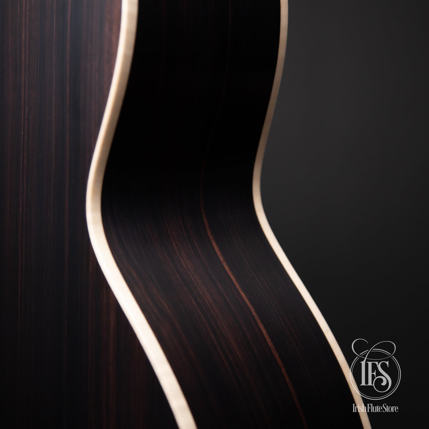 Lowden Guitars F32c Indian Rosewood & Sitka Spruce Waist