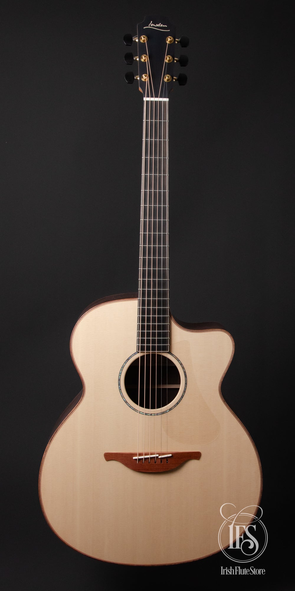 Lowden O-35C Indian Rosewood & Sitka Spruce Front Full