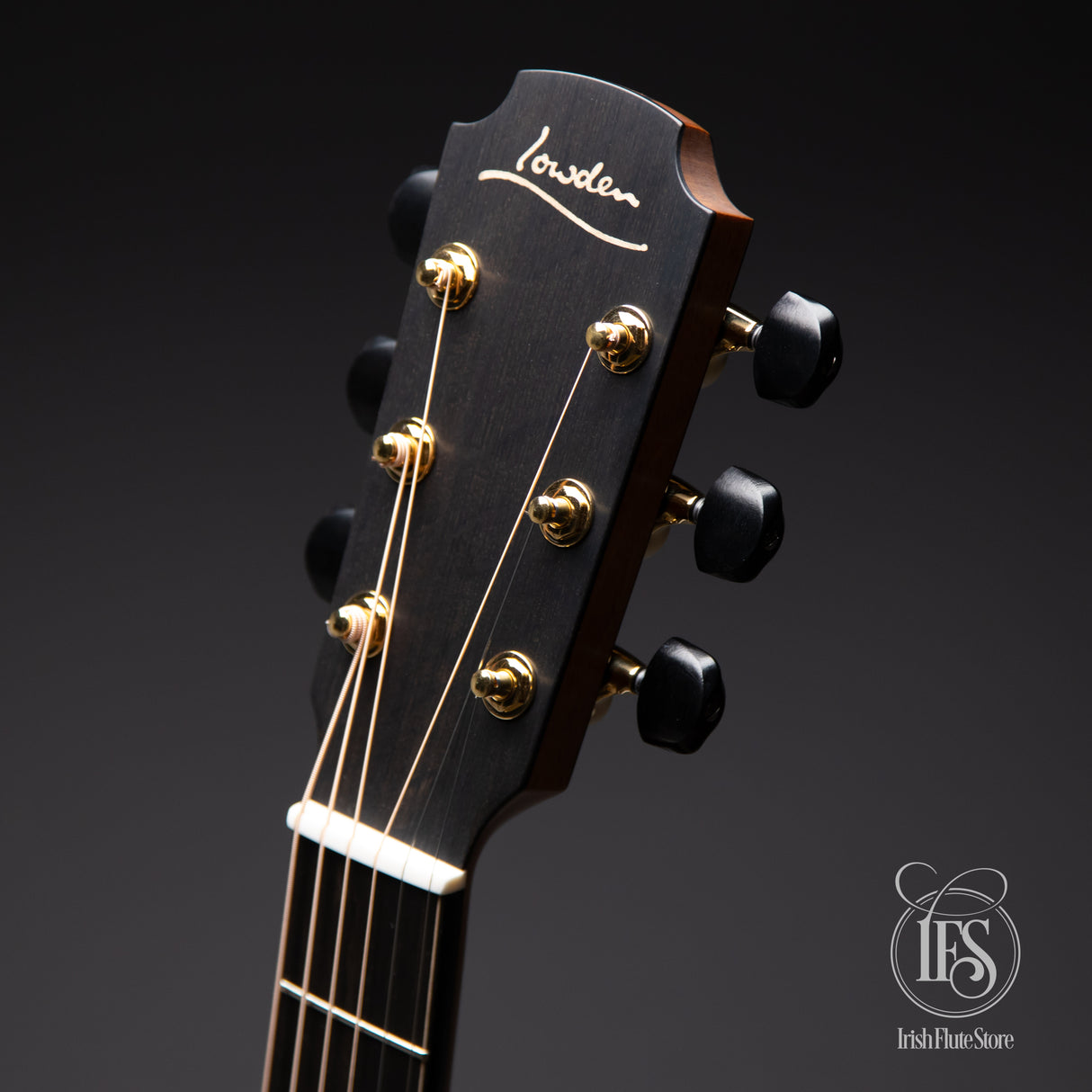 Lowden O-35C Indian Rosewood & Sitka Spruce Headstock