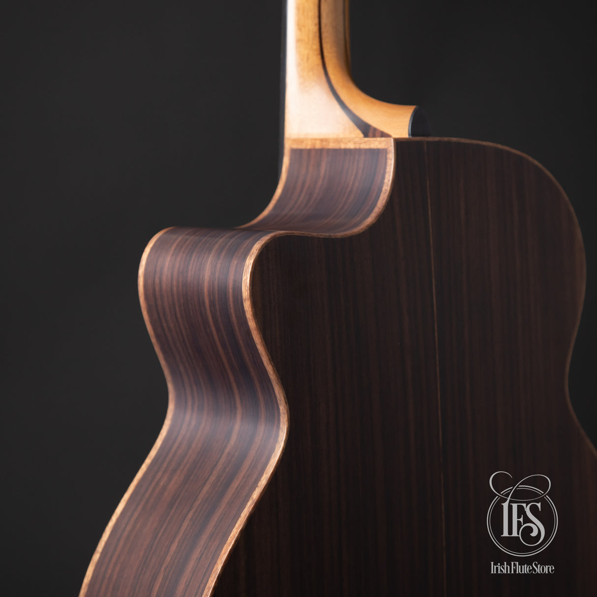 Lowden O-35C Indian Rosewood & Sitka Spruce Right Rear 3/4 Cutaway Detail