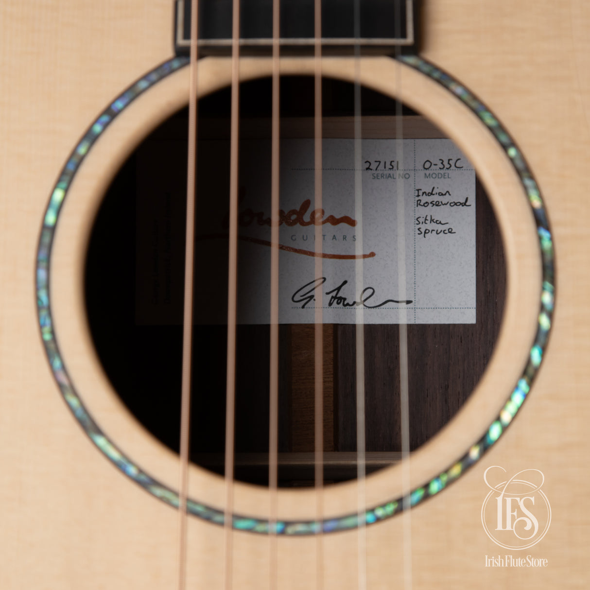 Lowden O-35C Indian Rosewood & Sitka Spruce Soundhole Label