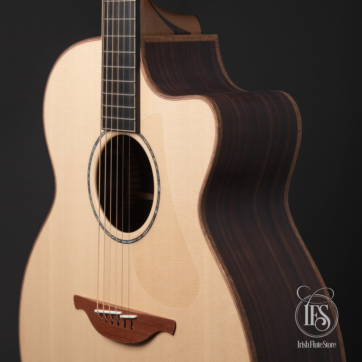 Lowden O-35C Indian Rosewood & Sitka Spruce Waist & Rosette Right 3/4 Closeup